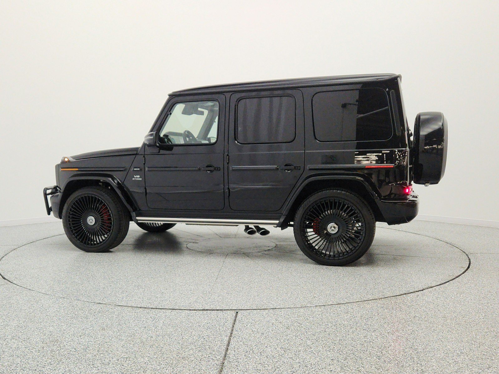 Used 2025 Mercedes-Benz G 63 AMG 4MATIC image 8