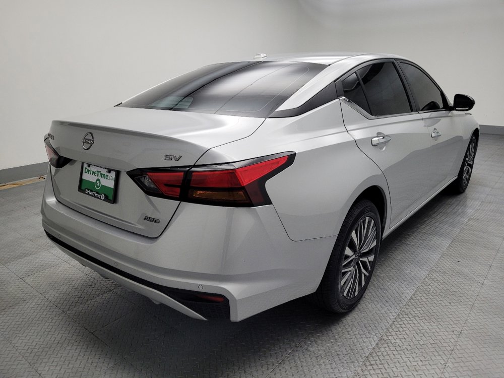 Used 2024 Nissan Altima 2.5 SV image 9