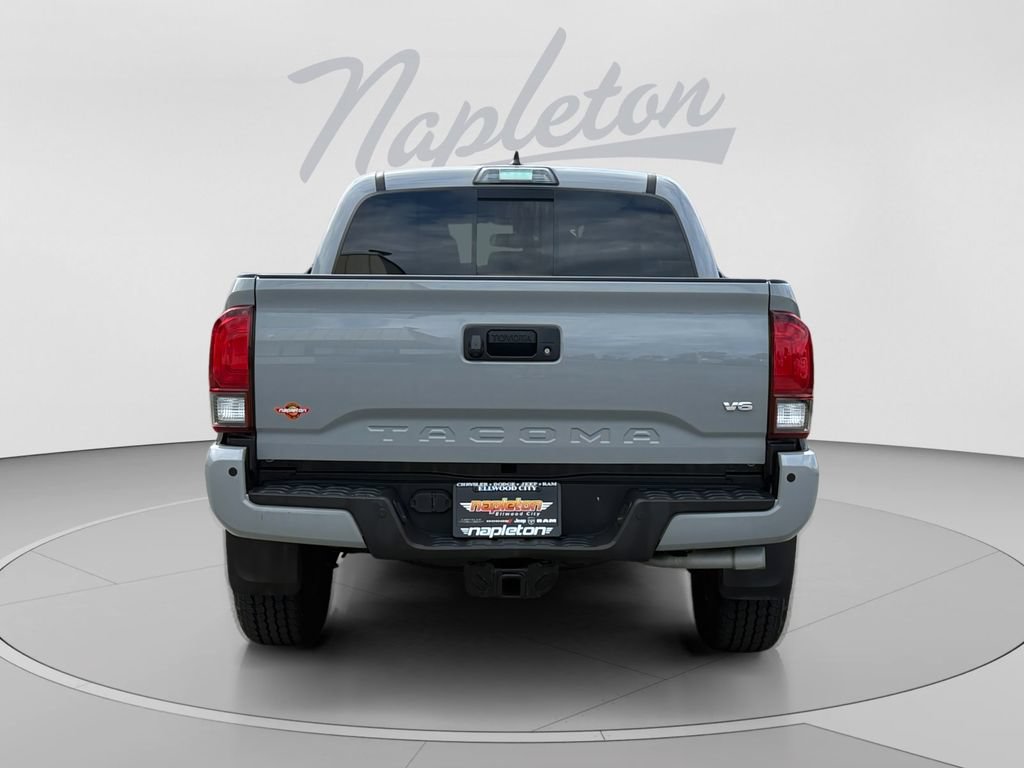 Used 2019 Toyota Tacoma TRD Off-Road w/ Technology Package AWD/4WD image 4