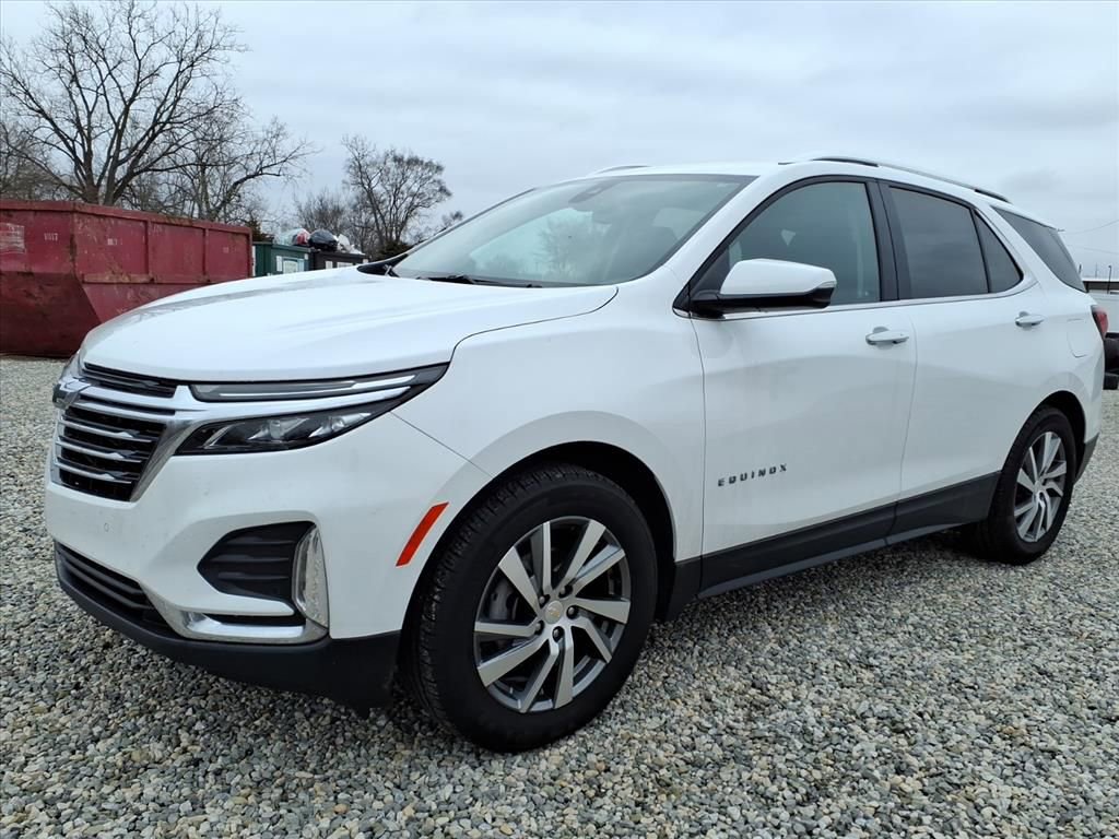 Used 2023 Chevrolet Equinox Premier image 4