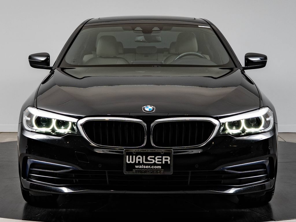 Used 2019 BMW 540i w/ Convenience Package RWD image 2