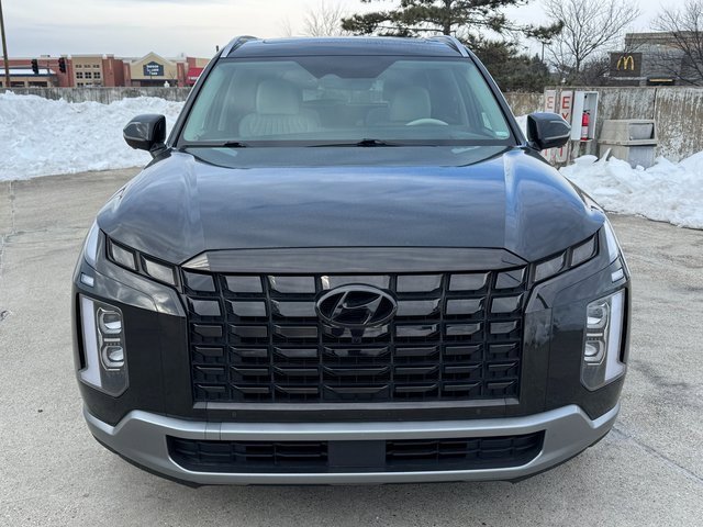 Used 2024 Hyundai Palisade Limited image 2