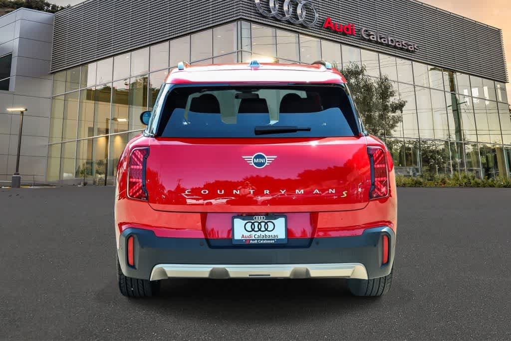Used 2025 MINI Cooper Countryman SE AWD/4WD image 3