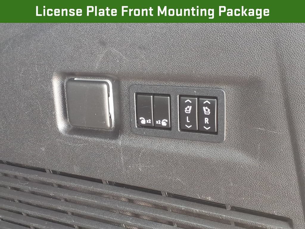 Certified 2021 GMC Yukon XL SLT w/ SLT Luxury Plus Package AWD/4WD image 17