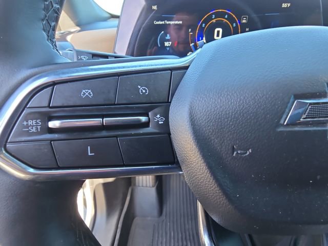 Used 2025 Chevrolet Equinox ACTIV image 17