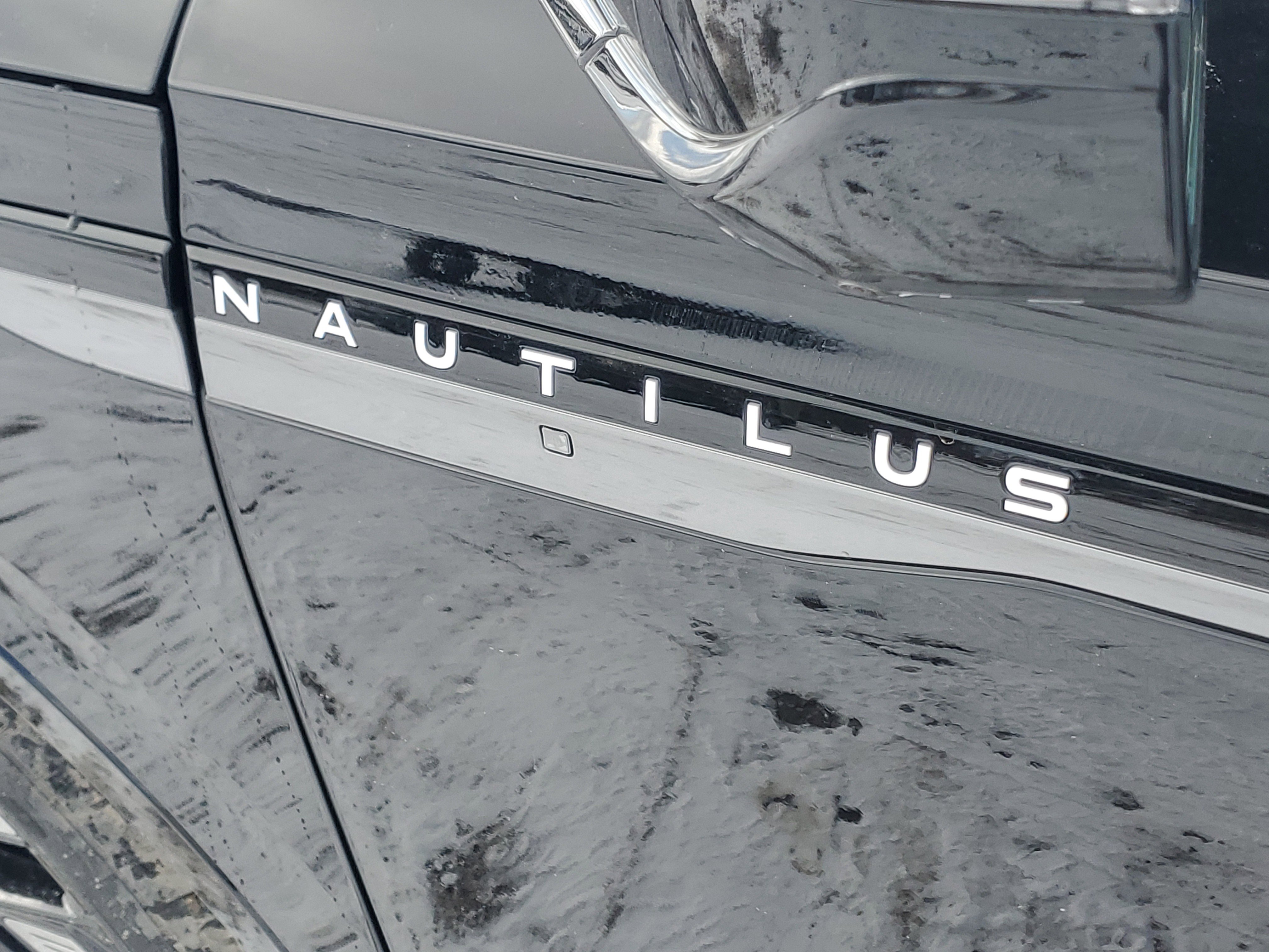 New 2026 Lincoln Nautilus Reserve w/ Jet Appearance Package image 7
