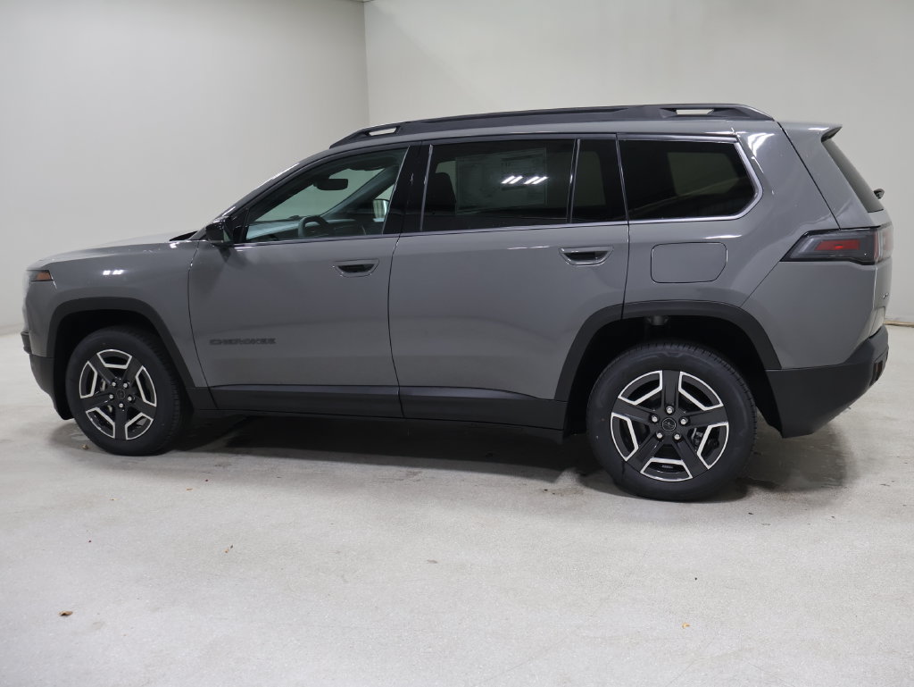 New 2027 Jeep Grand Cherokee L Limited AWD/4WD image 4