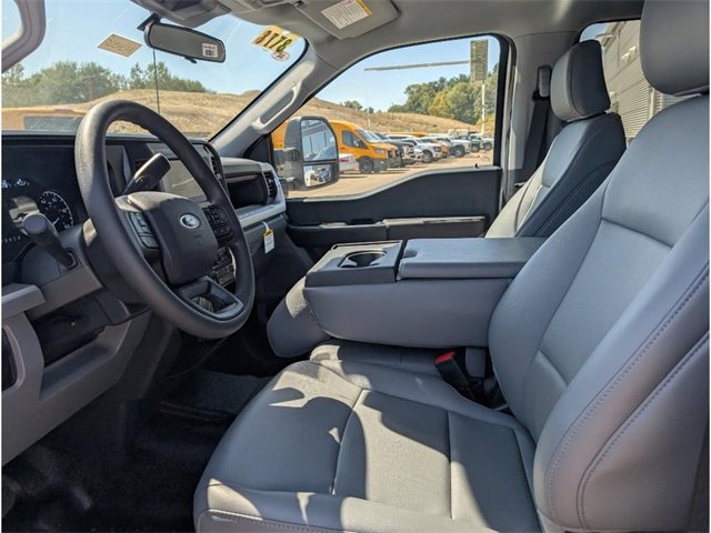 New 2025 Ford F350 XL w/ XL Chrome Package image 15