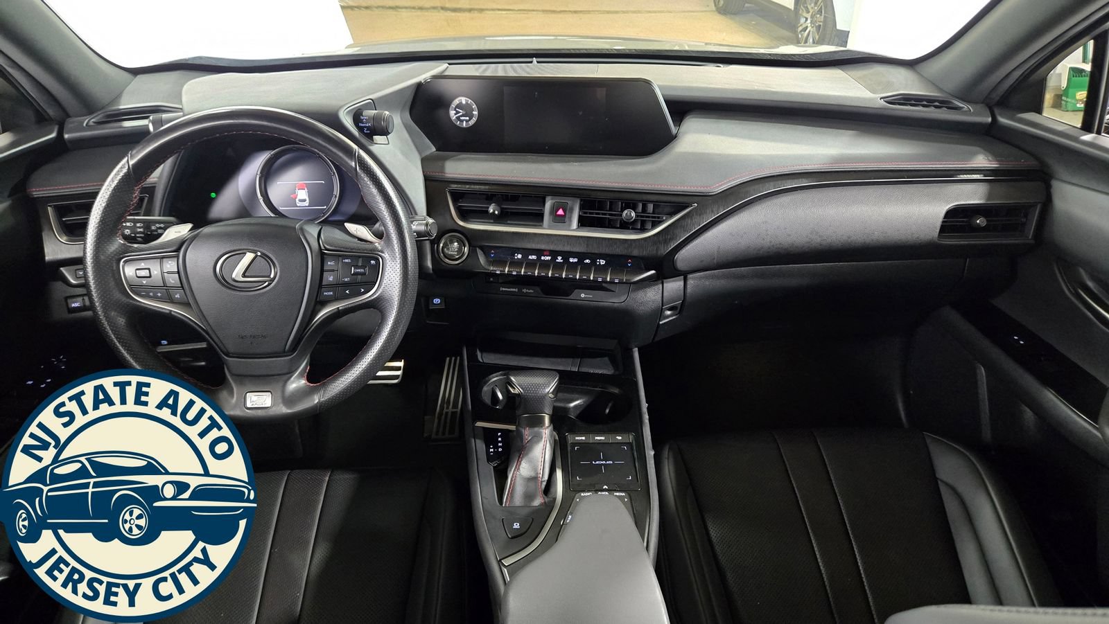 Used 2021 Lexus UX 200 F Sport w/ Accessory Package (Z1) FWD image 31