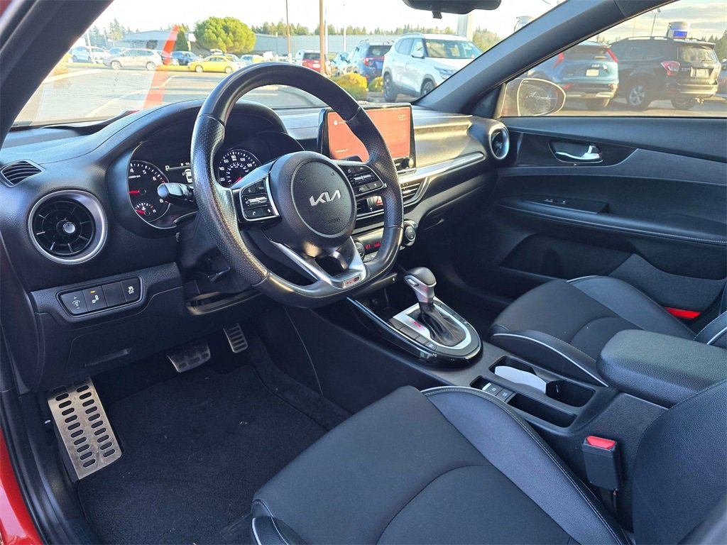 Used 2022 Kia Forte GT-Line w/ GT-Line Premium Package image 11