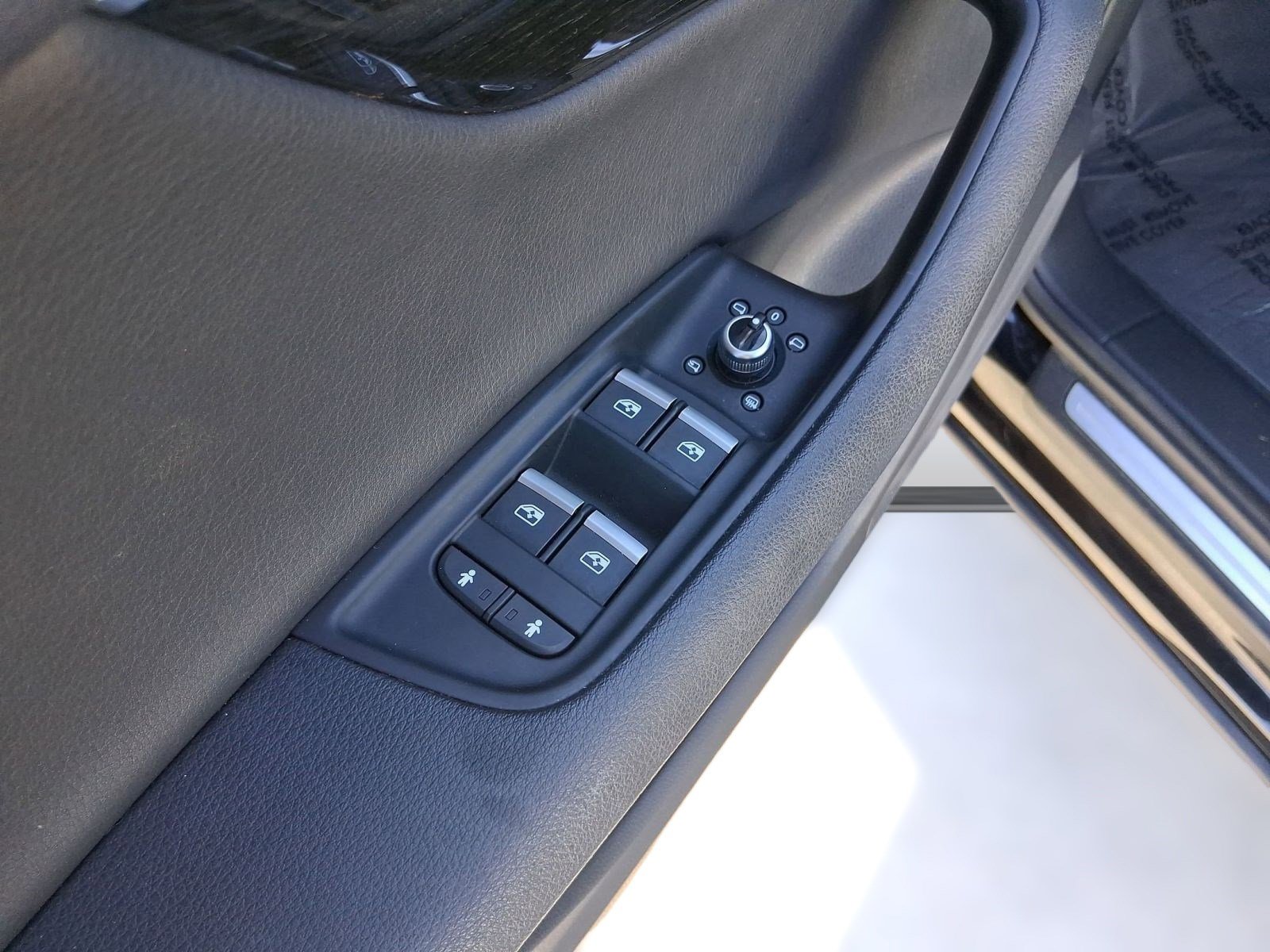 Used 2019 Audi Q7 3.0T Premium w/ Convenience Package image 21