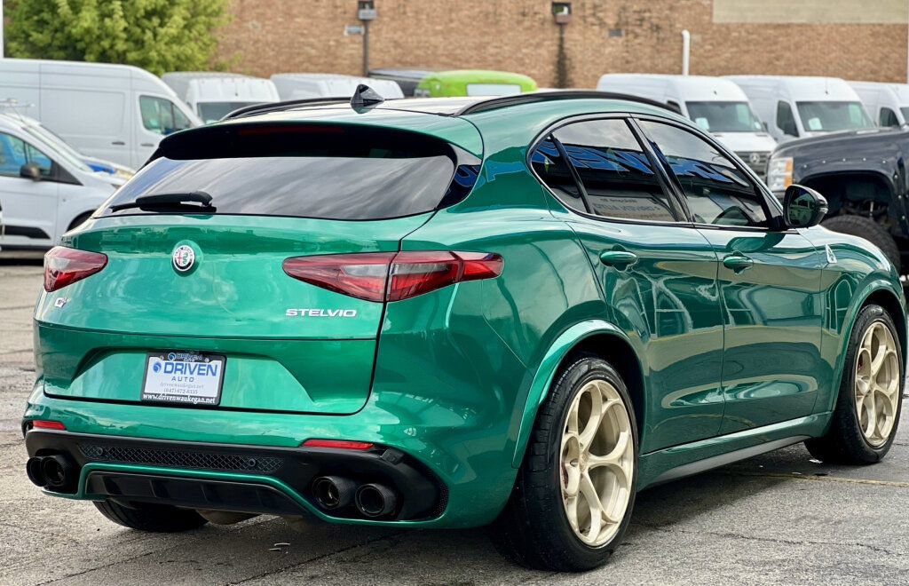 Used 2022 Alfa Romeo Stelvio Quadrifoglio w/ Active Assist Plus Package AWD/4WD image 7