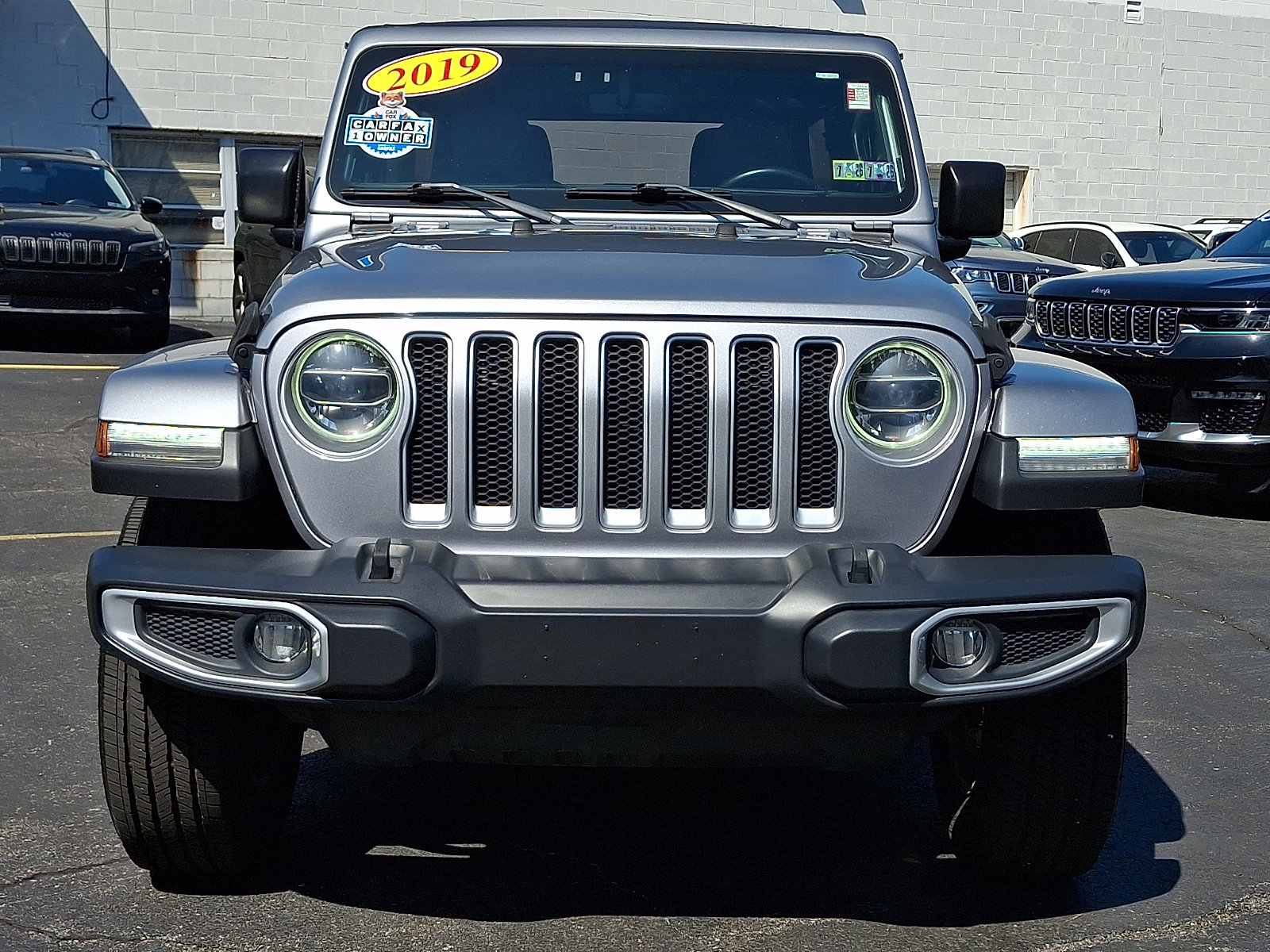 Certified 2019 Jeep Wrangler Unlimited Sahara image 2