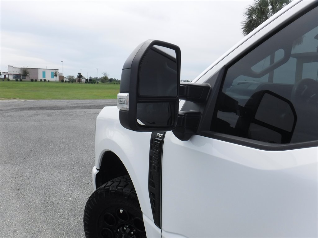 Used 2024 Ford F250 XLT w/ XLT Premium Package AWD/4WD image 26