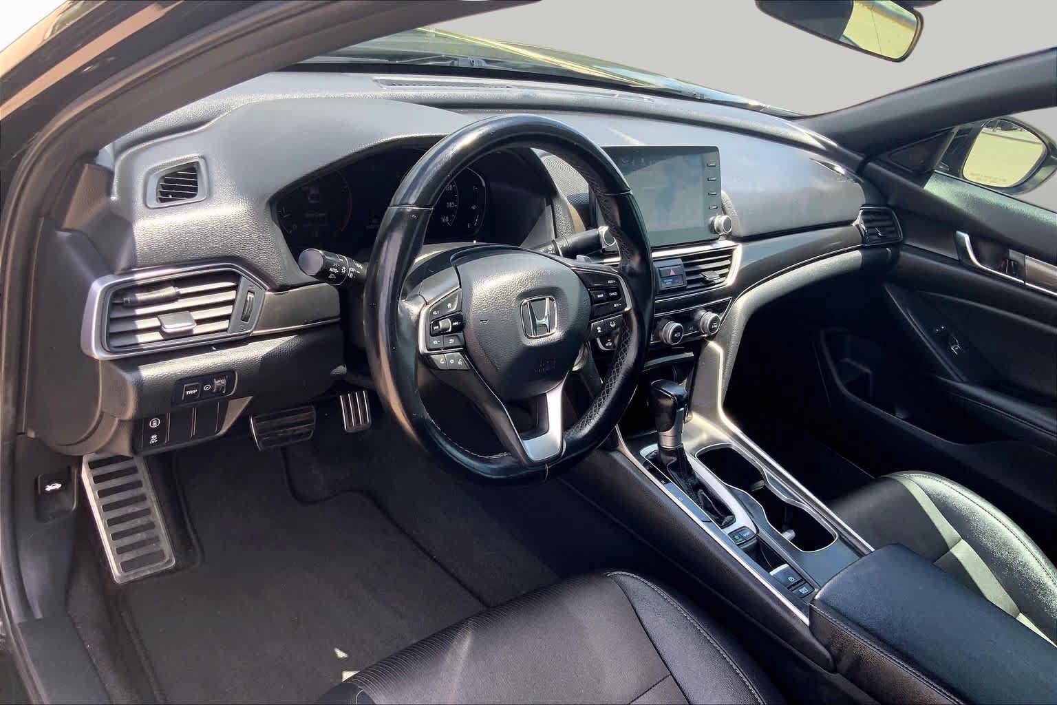 Used 2020 Honda Accord Sport image 17