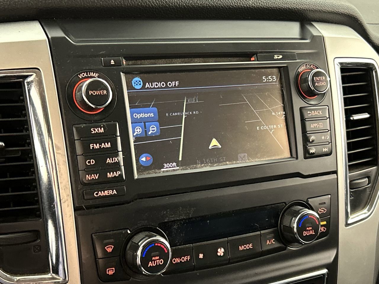 Used 2016 Nissan Titan SV image 16