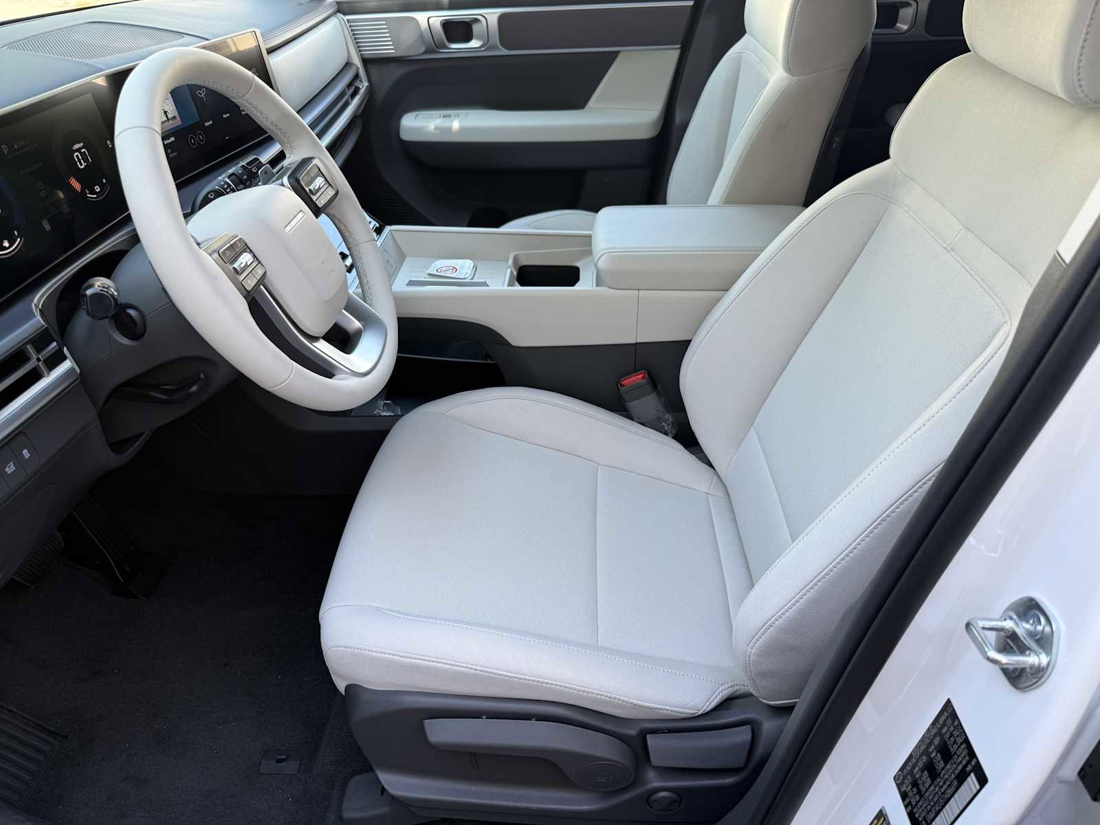 New 2026 Hyundai Santa Fe SE image 10