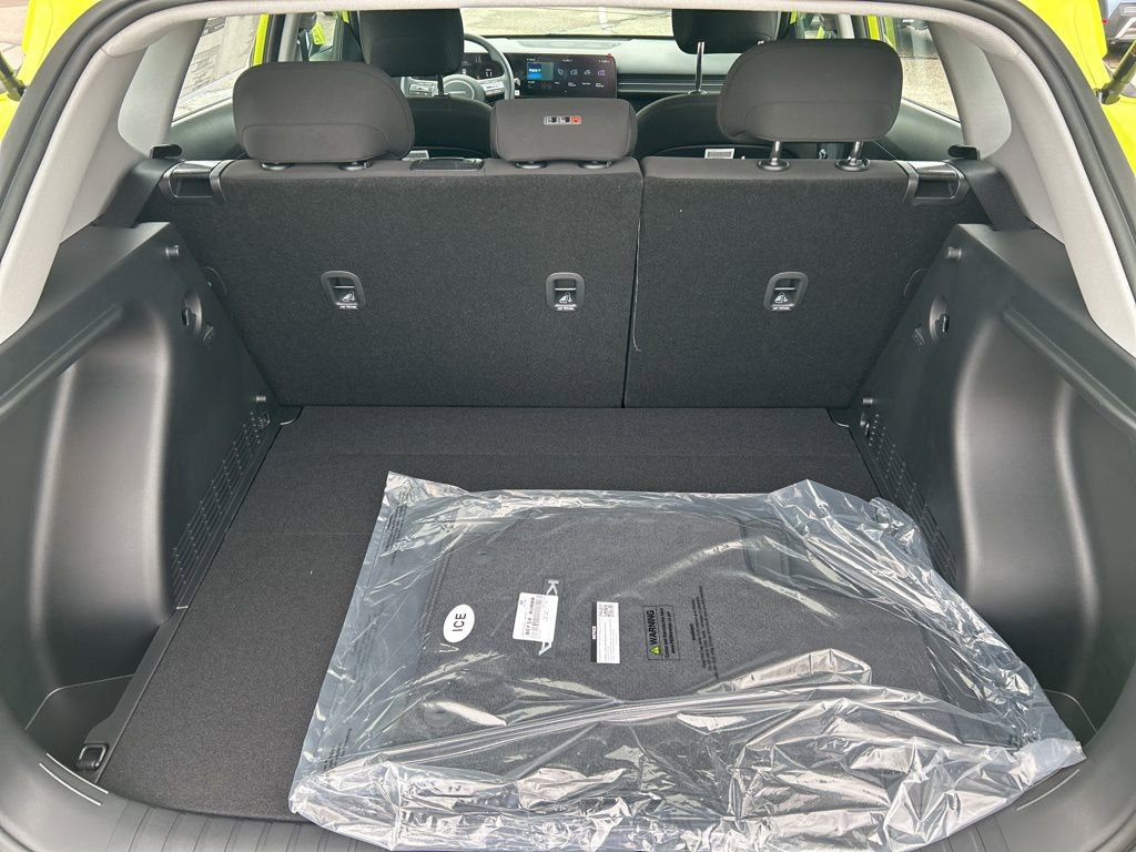 New 2026 Hyundai Kona SE image 9