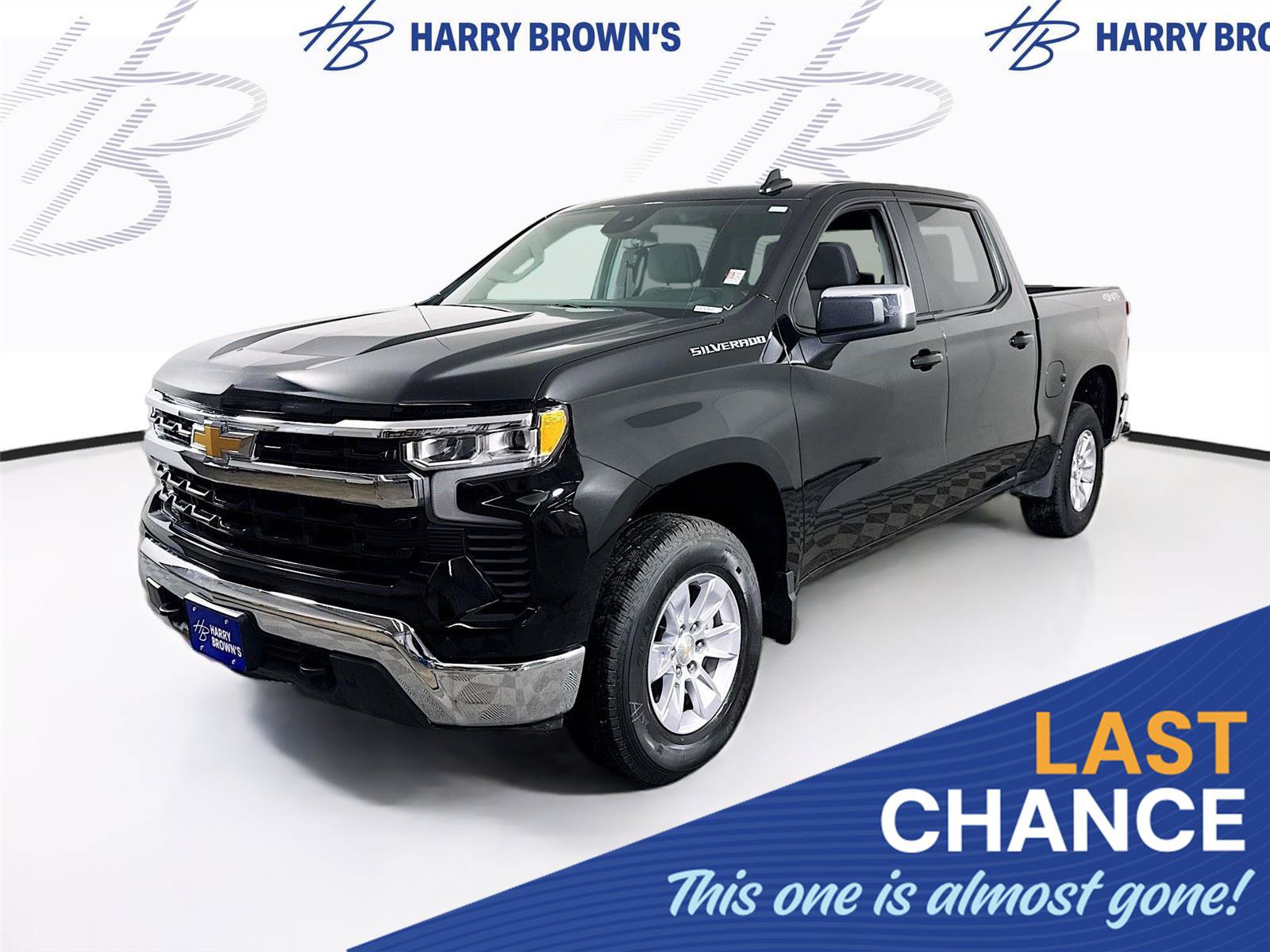 Used 2026 Chevrolet Silverado 1500 LT AWD/4WD image 1