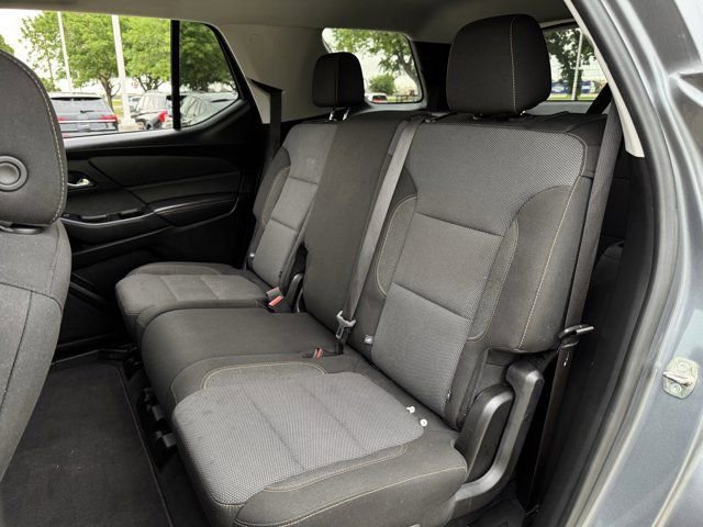 Used 2021 Chevrolet Traverse LS FWD image 27