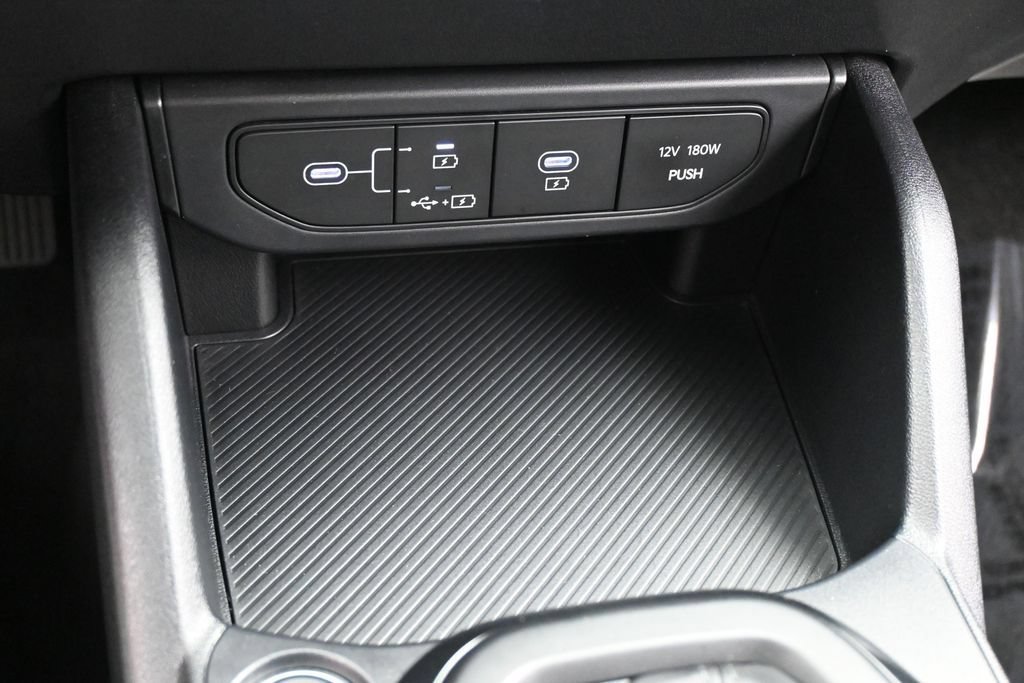 Used 2025 Kia K4 FWD image 22