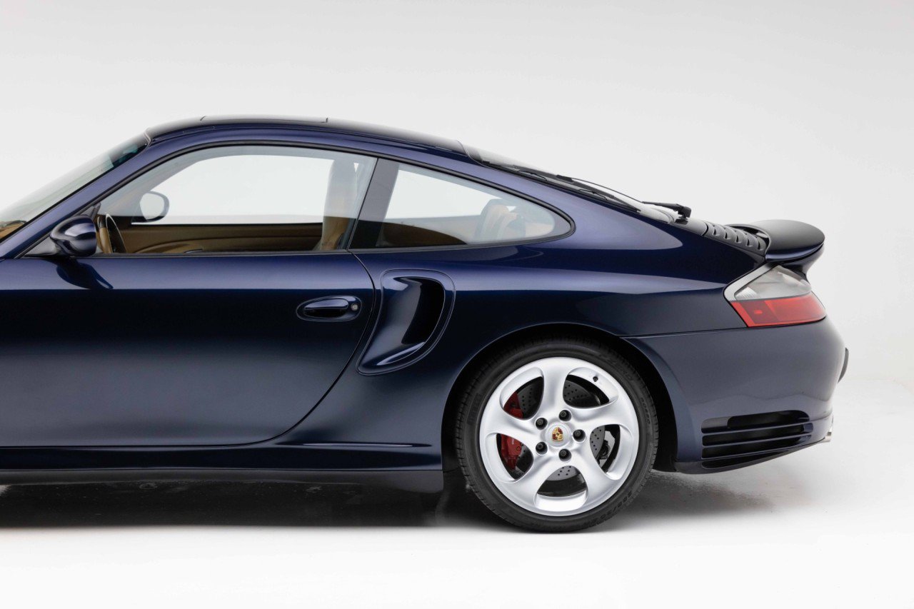 Used 2001 Porsche 911 Turbo AWD/4WD image 23