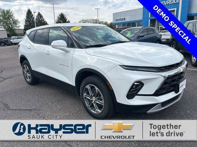 New 2024 Chevrolet Blazer LT AWD/4WD image 1