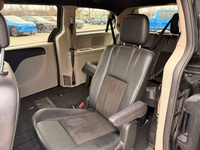 Used 2019 Dodge Grand Caravan SXT image 24