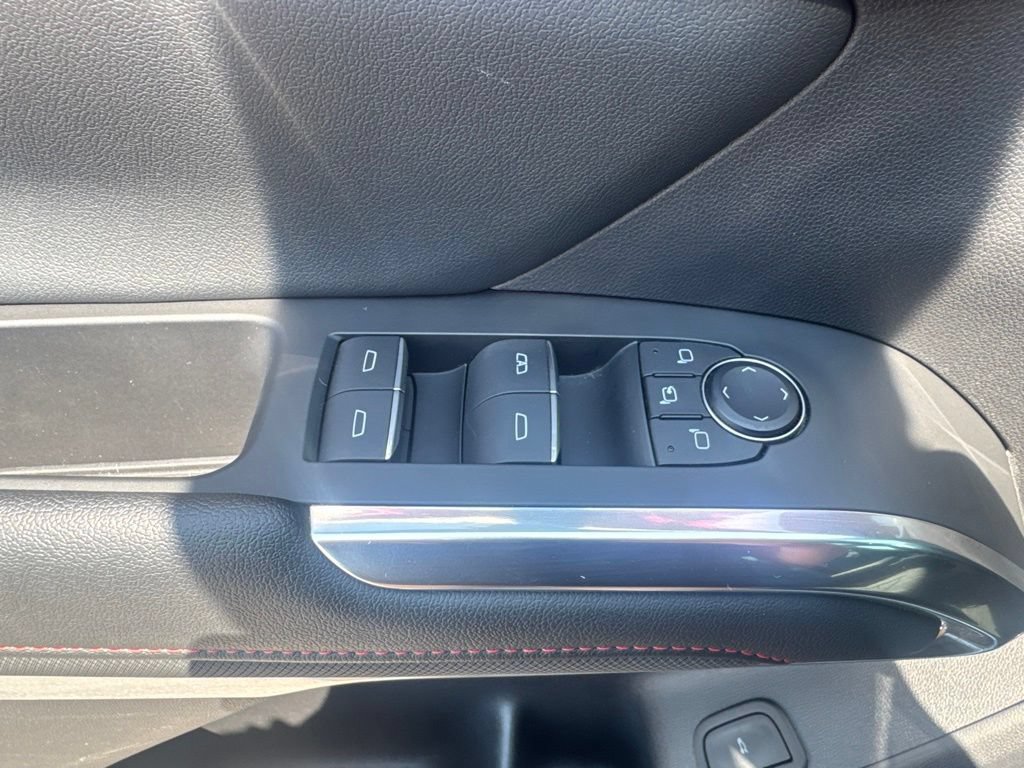 Used 2024 Chevrolet Traverse RS w/ LPO, Floor Liner Package AWD/4WD image 32