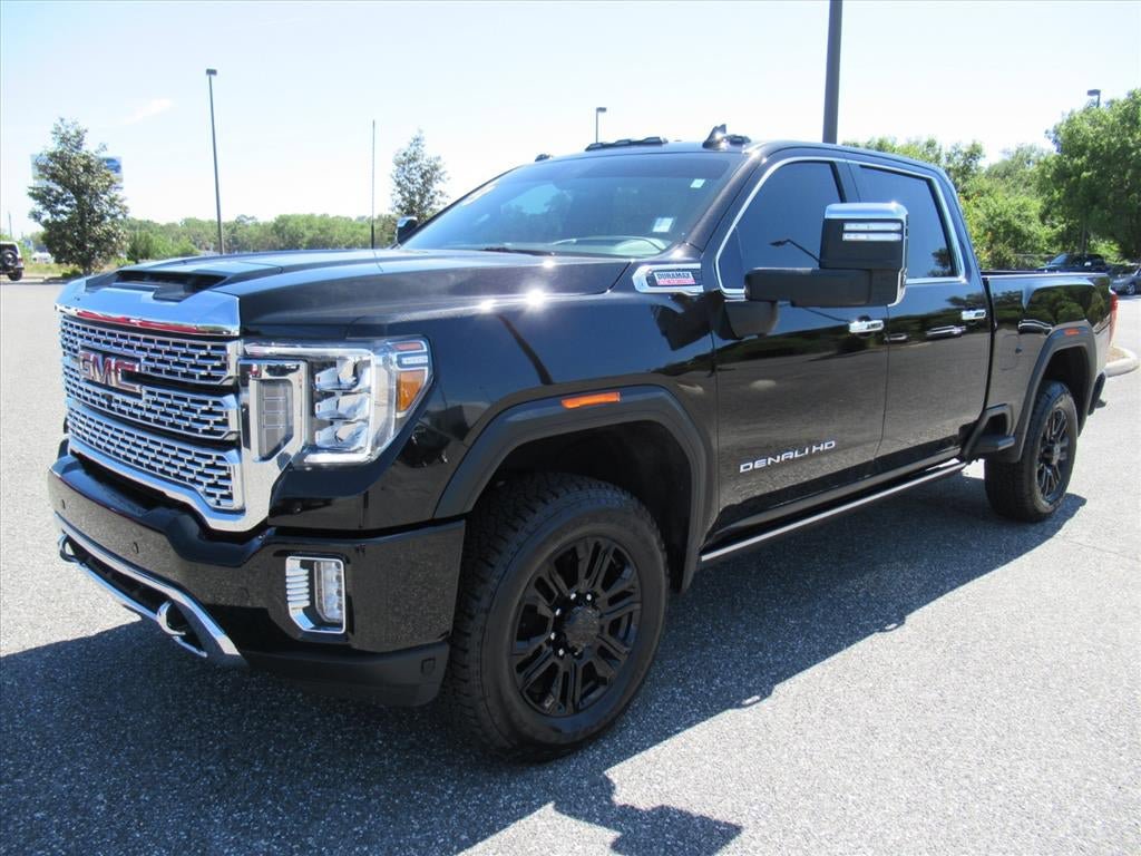 Used 2023 GMC Sierra 3500 Denali w/ Denali Black Diamond Edition AWD/4WD image 3