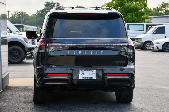 Used 2025 INFINITI QX80 Autograph w/ Autograph Exterior Package AWD/4WD image 9