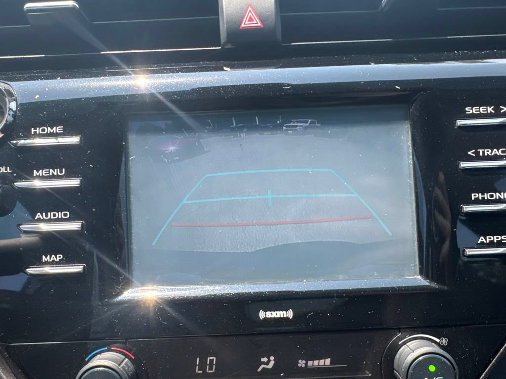 Used 2020 Toyota Camry SE FWD image 19