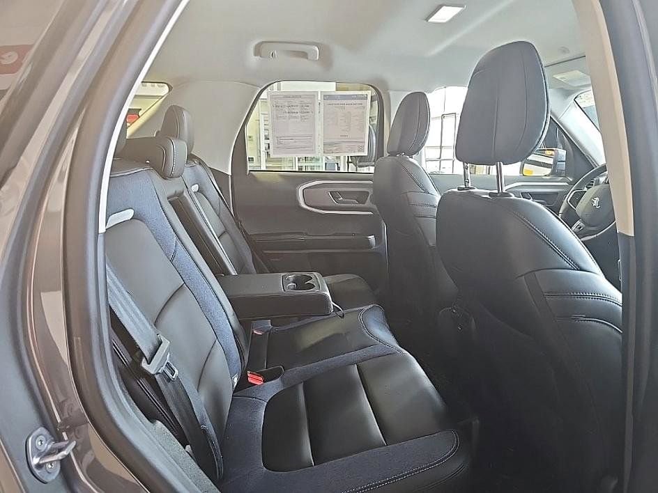 Used 2025 Ford Bronco Sport Outer Banks w/ Outer Banks Tech Package+ image 32