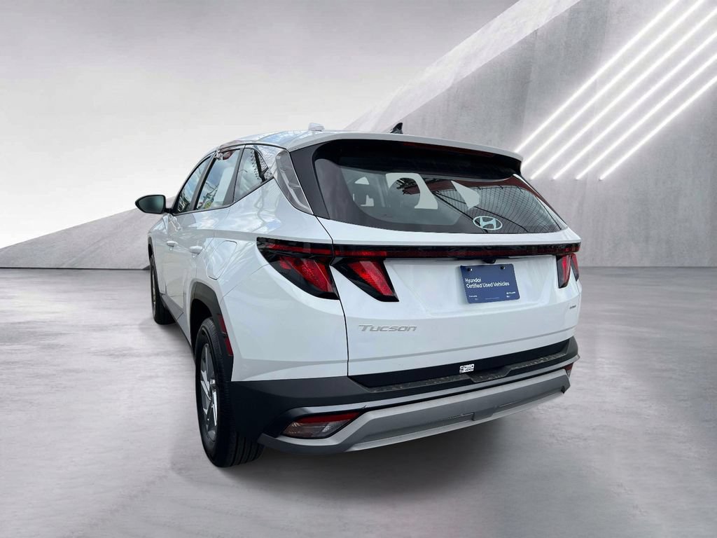Certified 2025 Hyundai Tucson SE AWD/4WD image 5