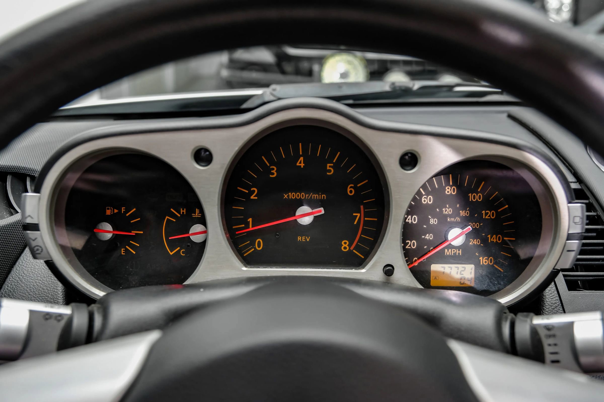 Used 2005 Nissan 350Z Touring RWD image 18