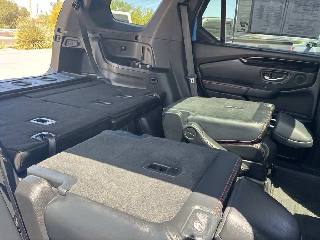 Used 2024 Honda Pilot TrailSport image 24