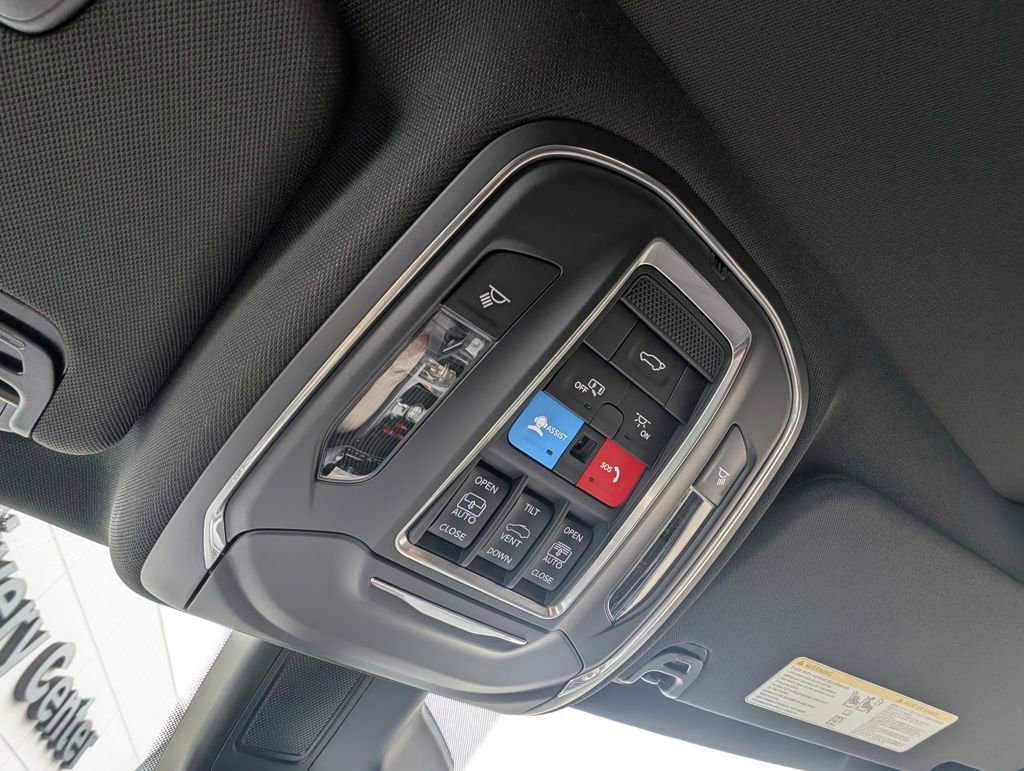 New 2026 Jeep Grand Wagoneer L Limited w/ Premium Group II image 35