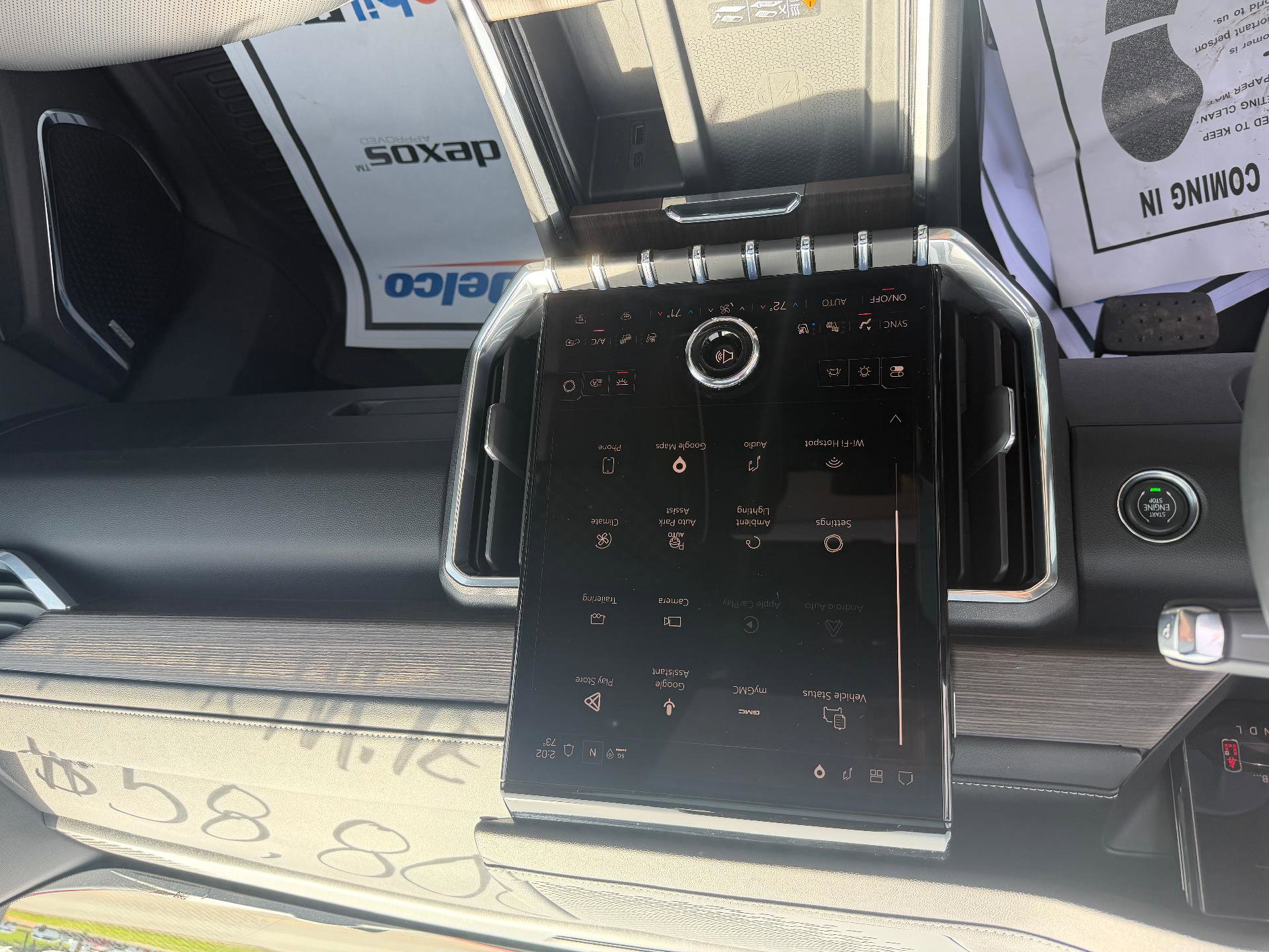 Used 2026 GMC Acadia Denali w/ Super Cruise Package image 17