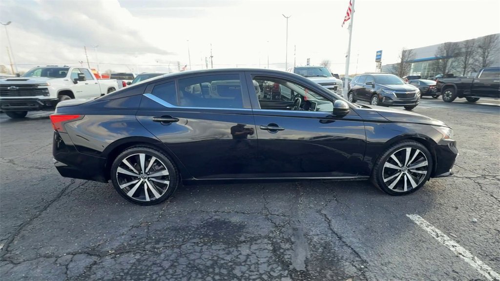 Used 2021 Nissan Altima 2.5 SR image 9