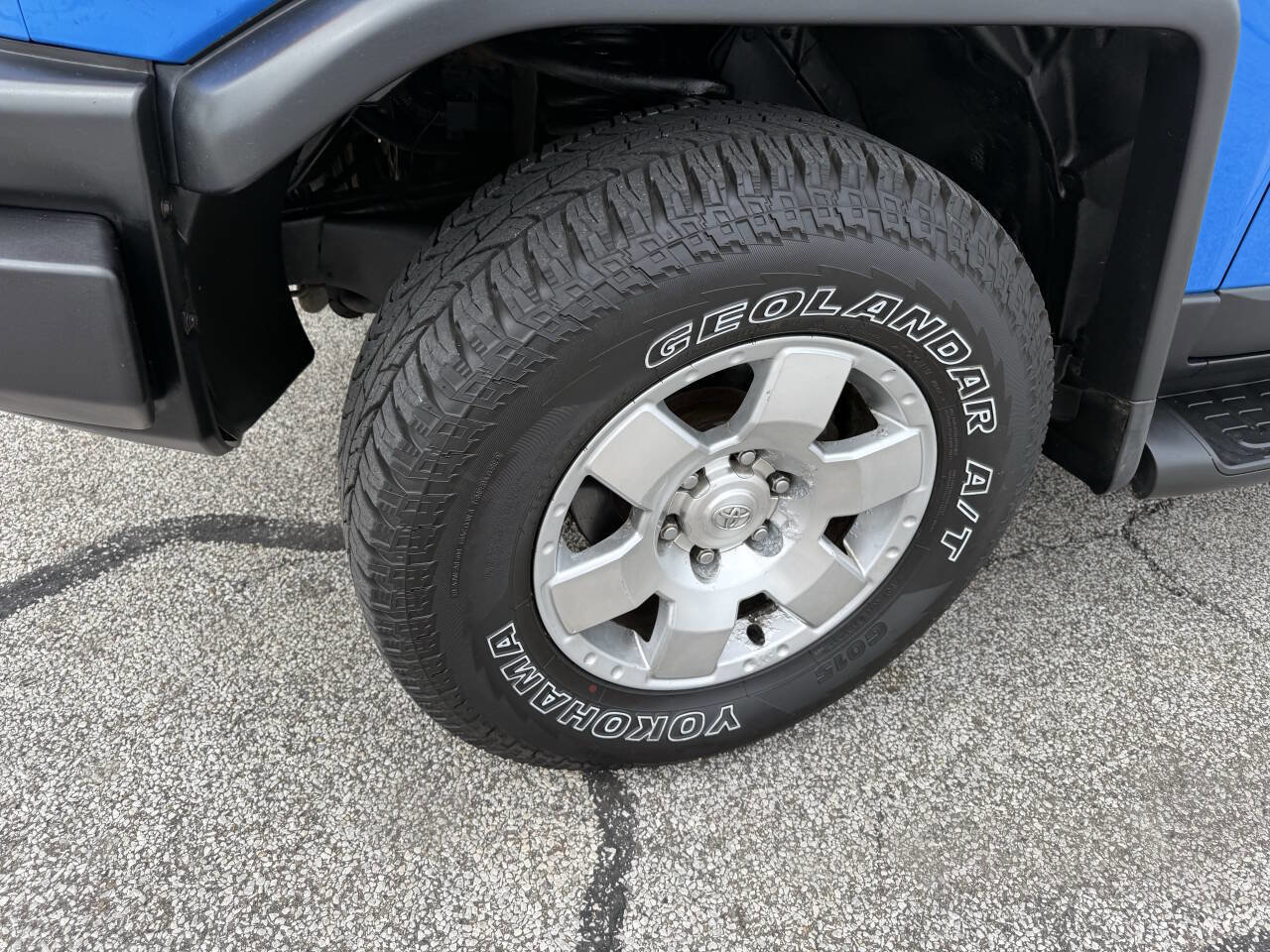 Used 2007 Toyota FJ Cruiser 4WD image 10
