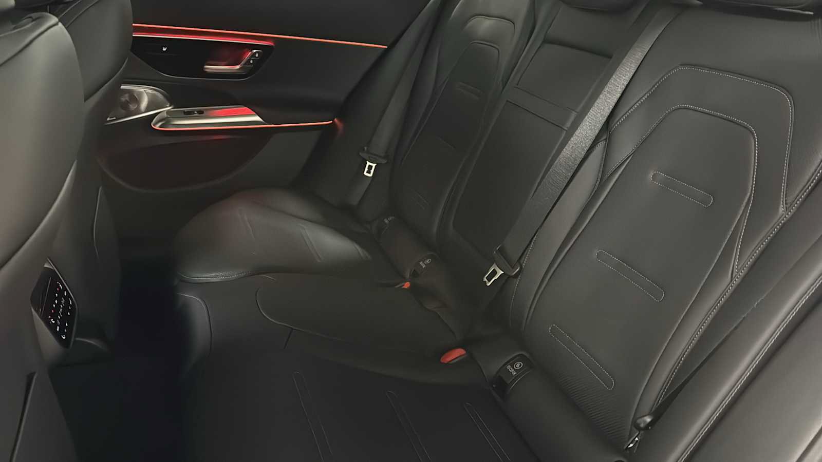 New 2026 Mercedes-Benz E 53 AMG e 4MATIC Wagon image 32