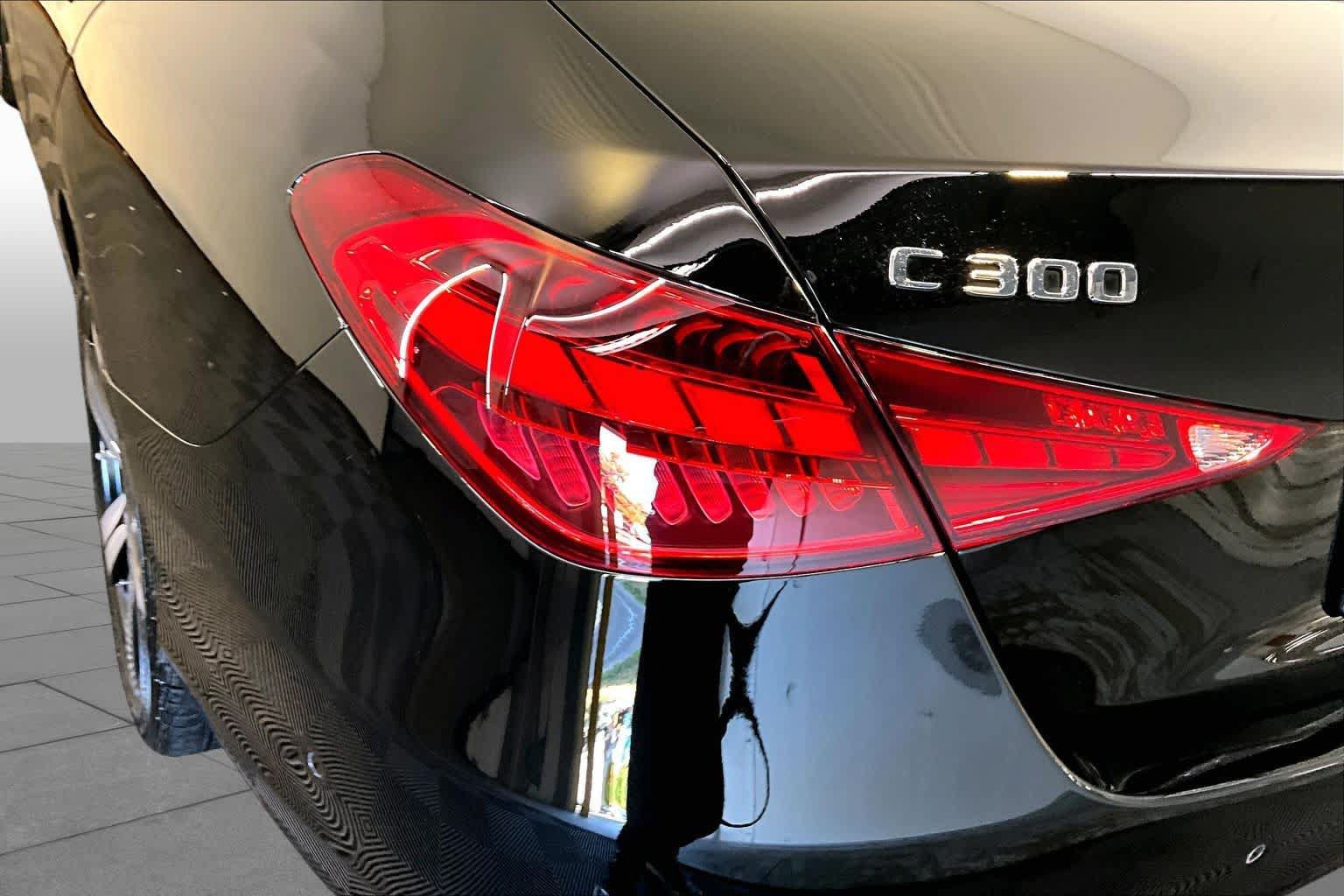 Used 2026 Mercedes-Benz C 300 4MATIC Sedan image 28