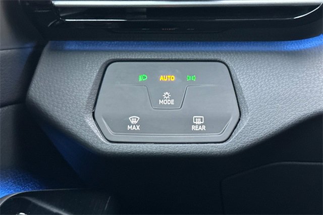 Used 2023 Volkswagen ID.4 Pro image 32