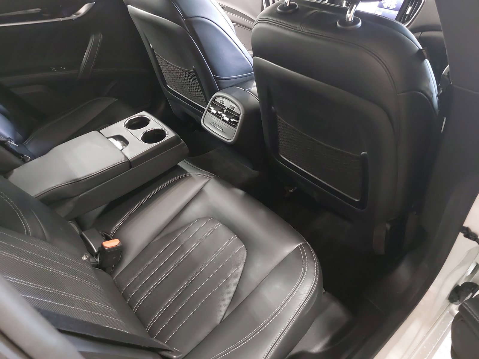Used 2023 Maserati Ghibli Modena RWD image 11