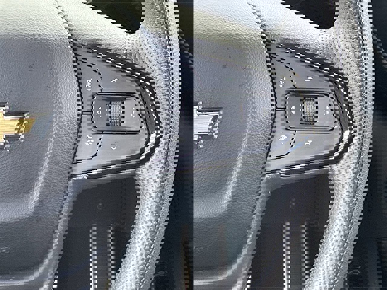 Used 2022 Chevrolet TrailBlazer LT w/ LPO, Blackout Package image 20