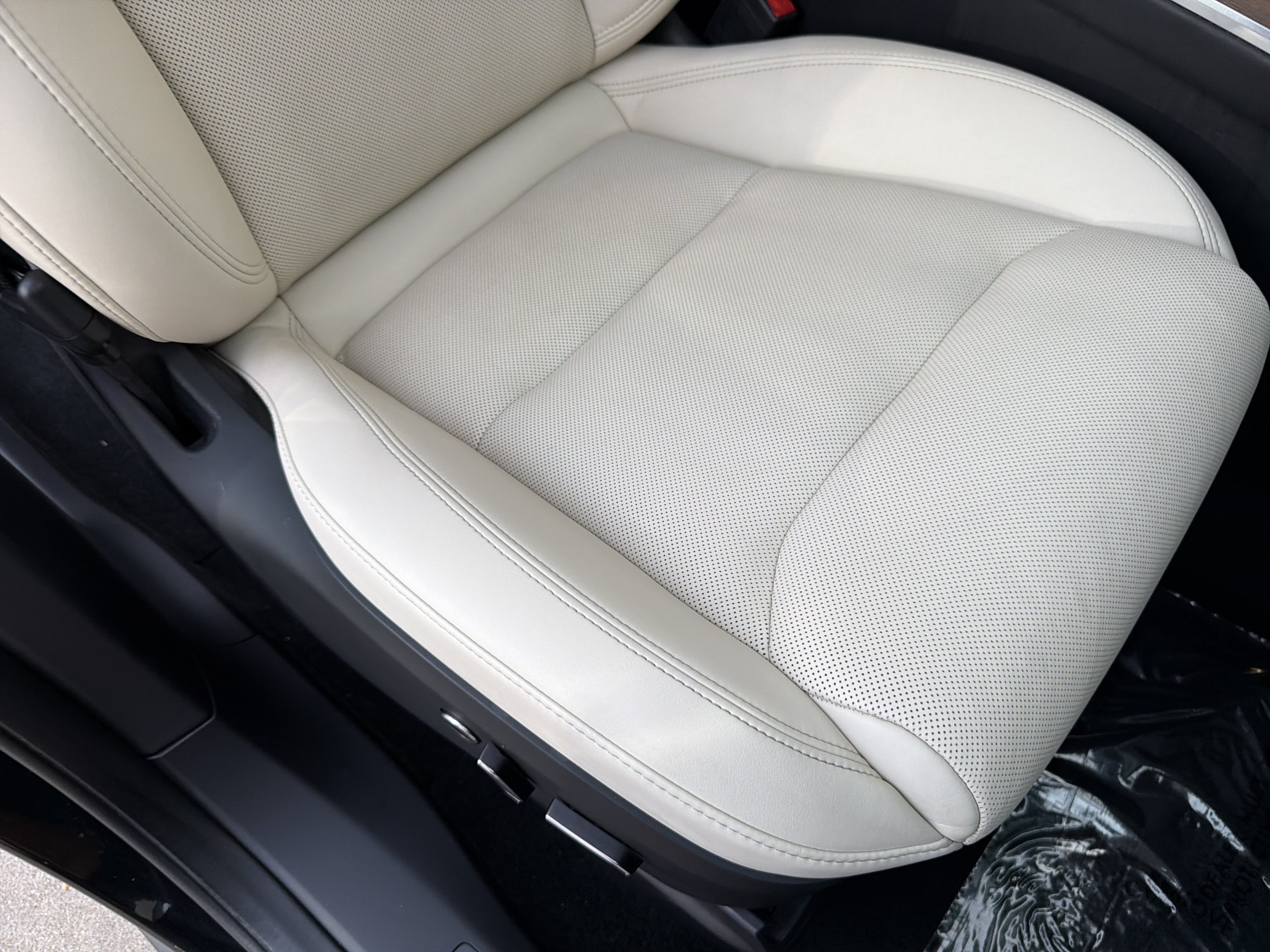 Used 2023 Tesla Model X AWD/4WD image 47