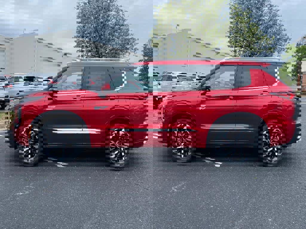 New 2025 Mitsubishi Outlander SEL image 2