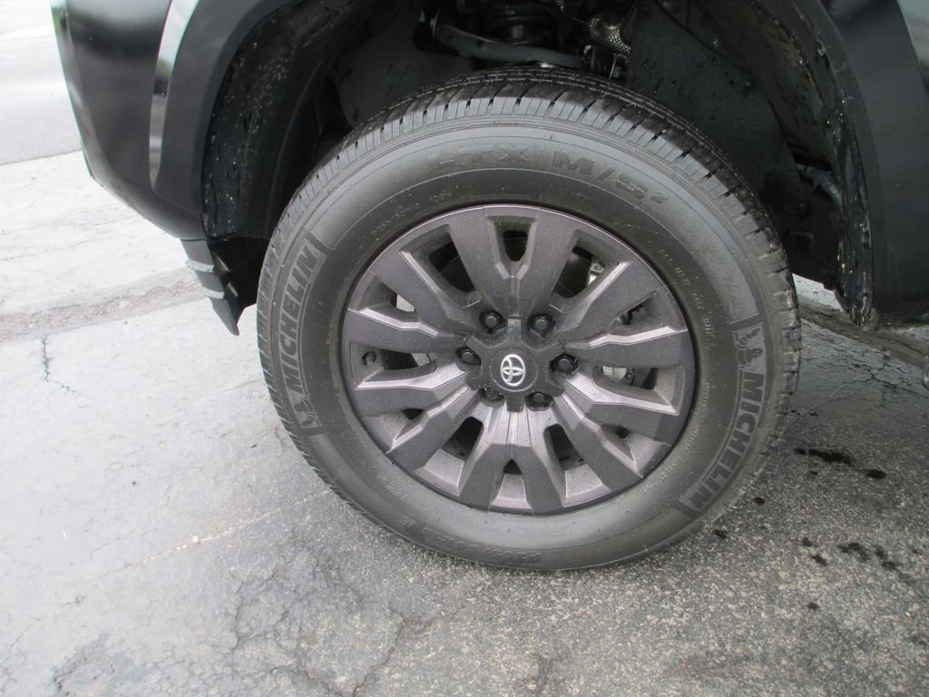 Used 2022 Toyota Tacoma Limited w/ Nightshade Package image 15