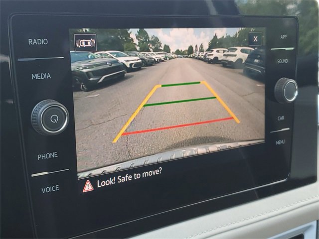 New 2025 Volkswagen Taos SE image 30