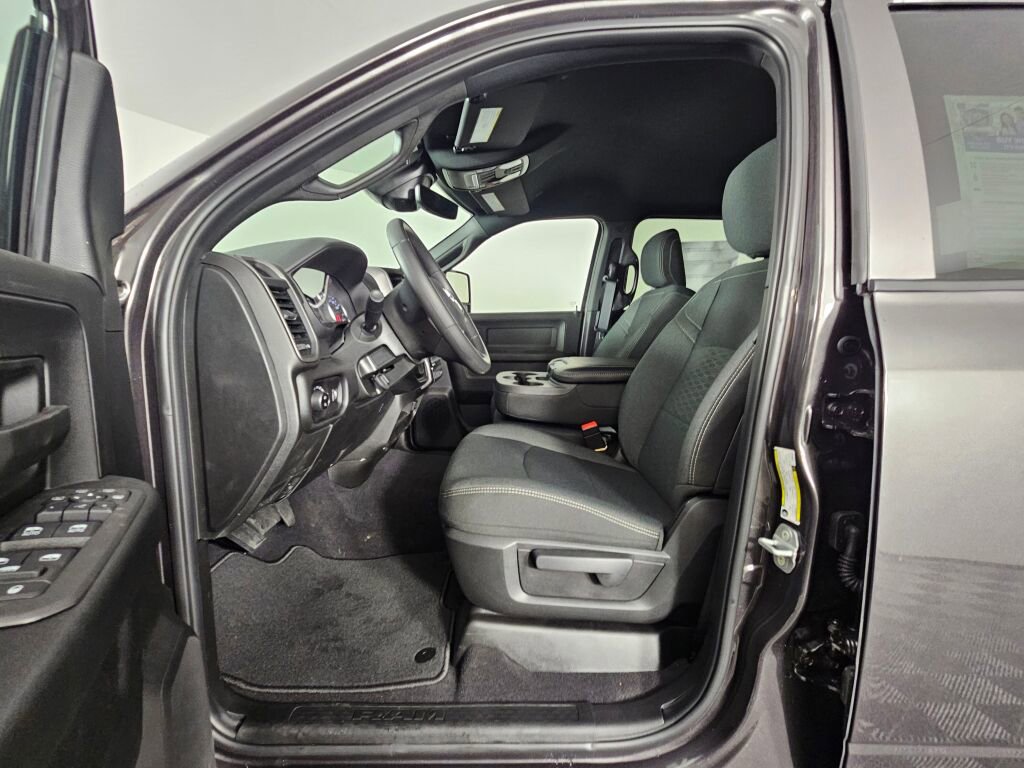 New 2026 RAM 3500 Tradesman AWD/4WD image 18